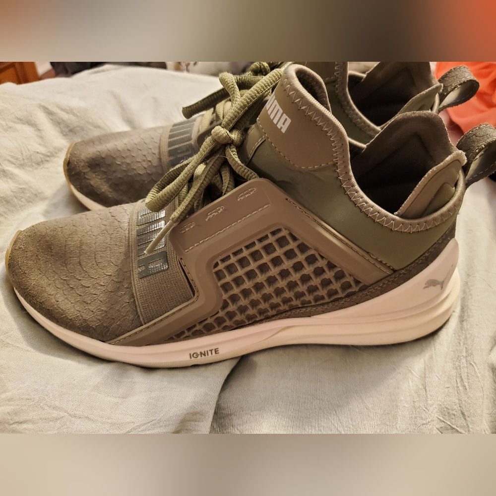 Puma, ignite, marine green, army green, puma shoes, worn once, olive green
